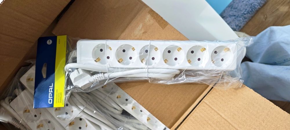10 sztuk ! NOWE ! przedłuzacze 6 polowe Schuko
