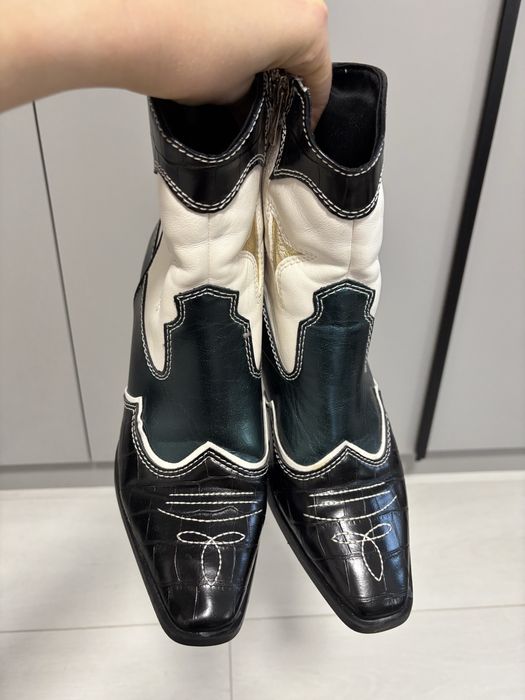 Козаки шкіряні жіночі Stradivarius р.40