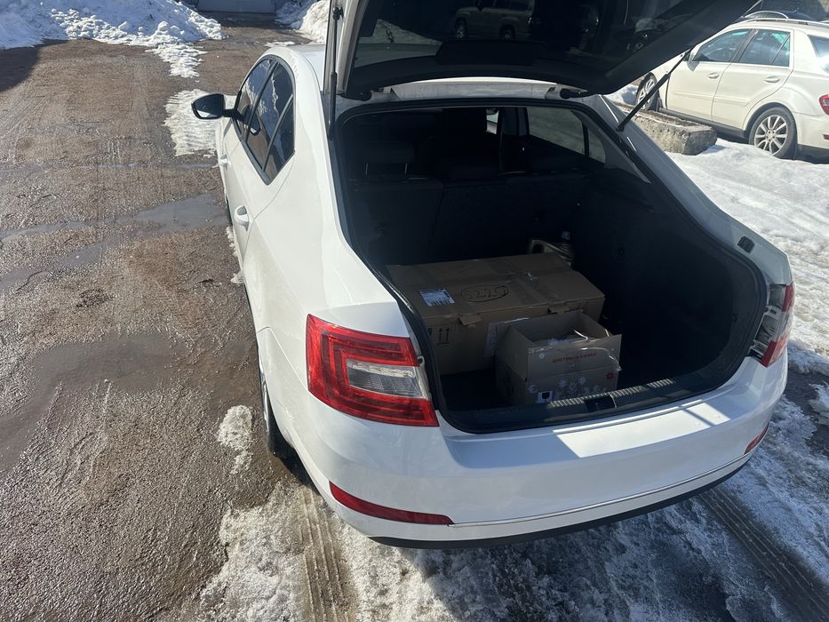 Октавія а7 1.6 дизель механіка 5 ст ліфтбек