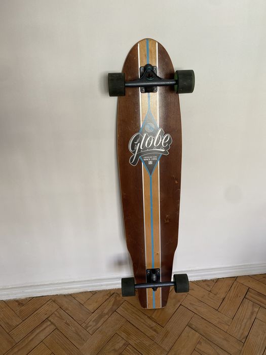 Longboard skate Globe