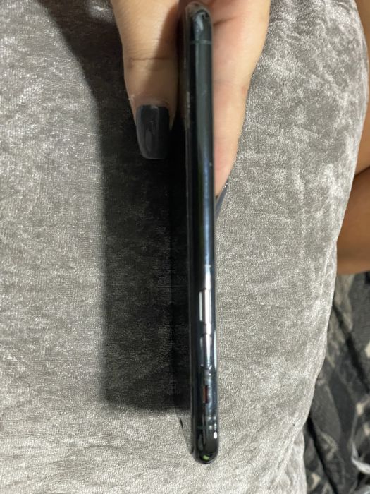 iPhone 11 Pro Midnight Green