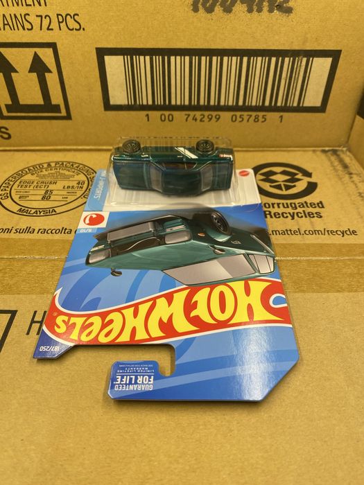 Hot Wheels Nissan Skyline HT 2000GT-X STH