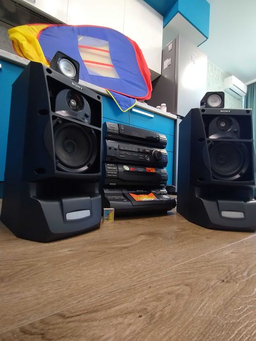 ГИГАНТ Муз центр Sony 600 Вт ( Блютуз - AUX - Тюнер - Bluetooth ) Сони