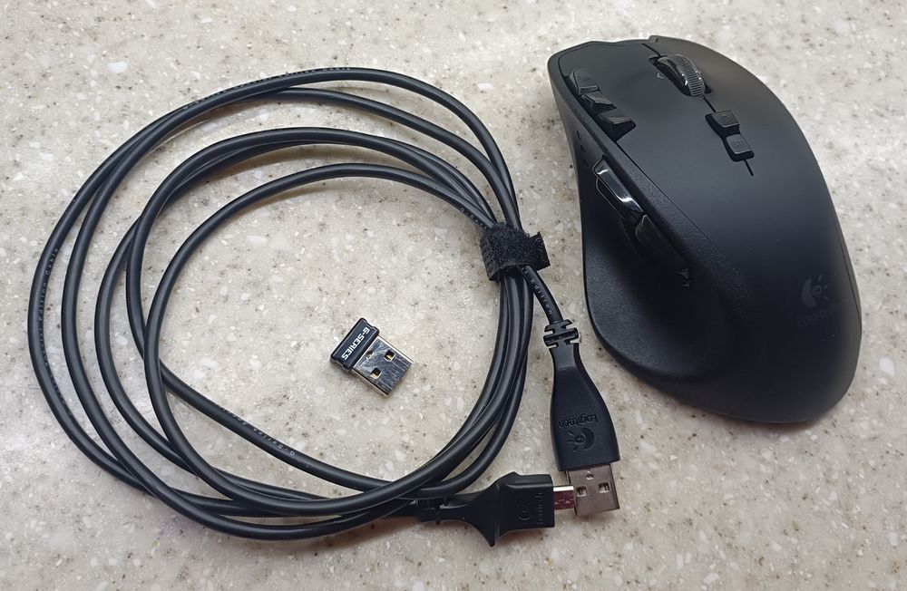 Миша Logitech G700 Gaming Mouse (БЕЗДРОТОВА)