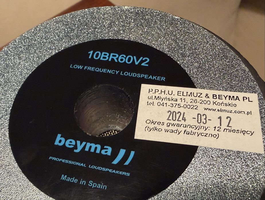 Kolumny podstawkowe 90 dB zamiana