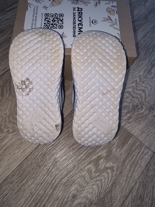 Кросівки nike для дівчинки 24 розмір