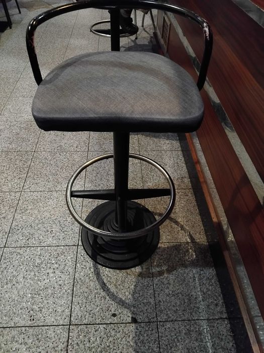 Bancos de balcao muito confortáveis anos 70s usados [Café/Restaurante]