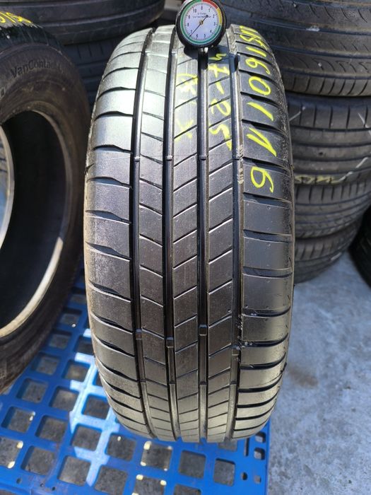 Opona Bridgestone Turanza T 005 215/60/16 pojedynka  demo