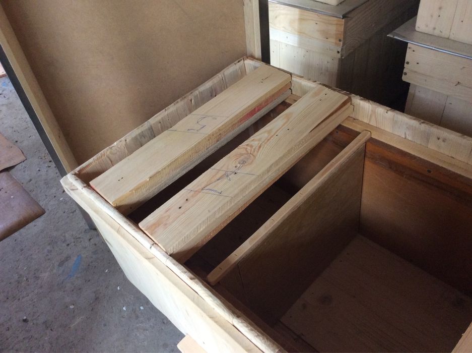 Розпродаж утеплених вуликів дадани і українці,дешево