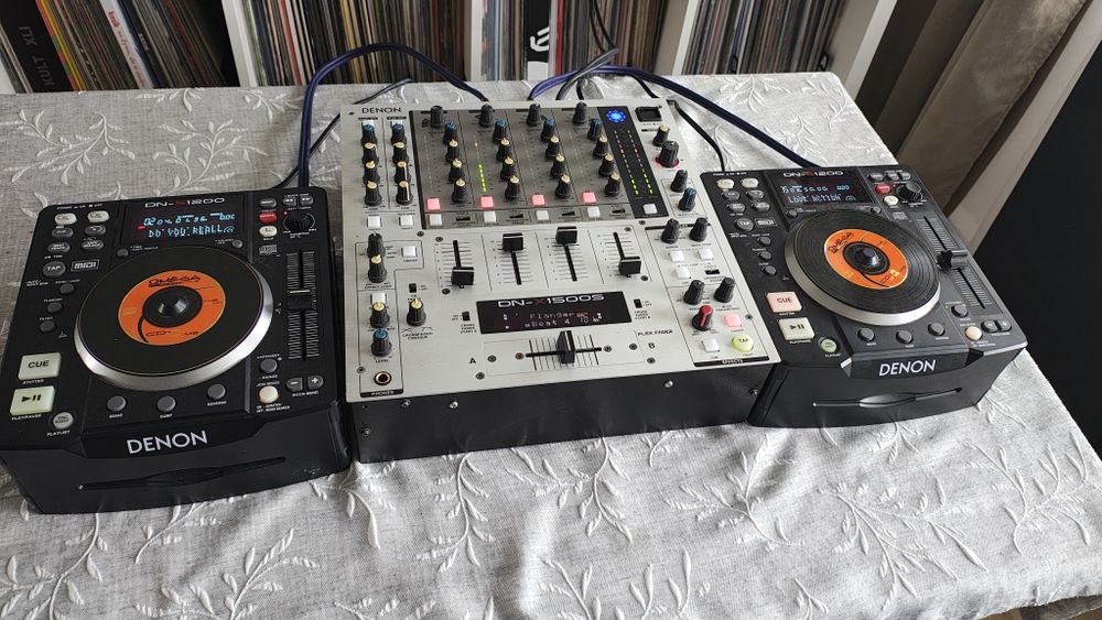 Zestaw DJ Denon mikser i dwa odtwarzacze CD z MP3