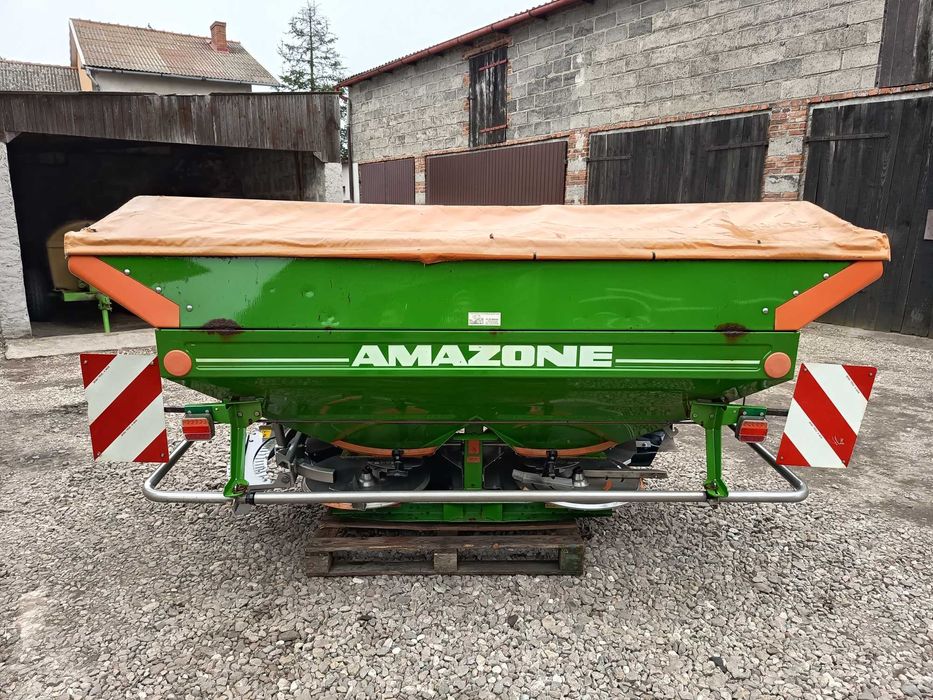 Rozsiewacz Amazone ZA-M 1200