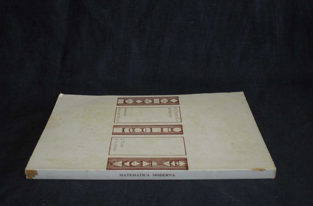 Livro Matemática Moderna Abertura para um dossier