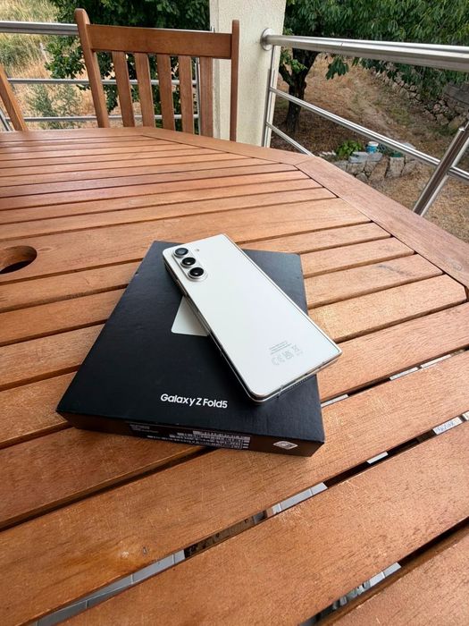 Samsung galaxy  z fold5