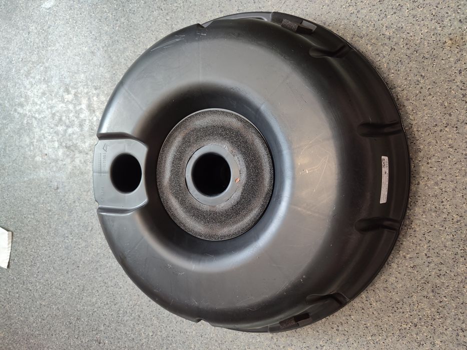 Сабвуфер Ауди Ку 3 Audi Q3