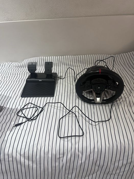 Hori Racing Wheel Apex PS5 PS4 PC – volante com pedais