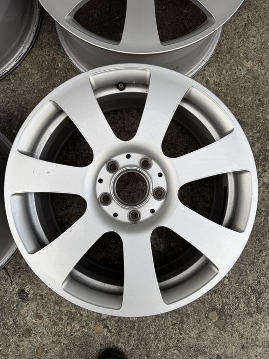 Диски R17 5 112 Mercedes Мерседес A B C клас GLA GLB GLK Віто вито Vito Viano X204 X247 X156 W212 C207 C117 C118 W204 W205 W245 W246 W247 W169 W177