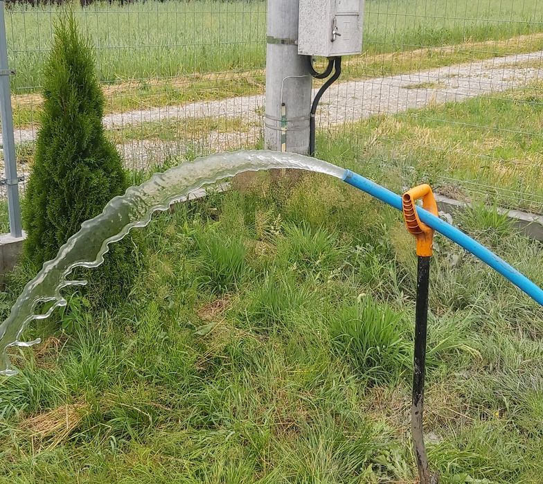 Studnie głębinowe  wiercone  przyłącza  szukanie wody