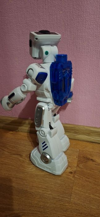 Interaktywny ROBOT zasilany wodą! zdalnie sterowany PILOT