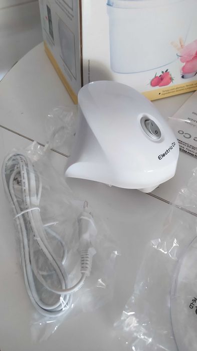 Máquina de fazer gelados nova