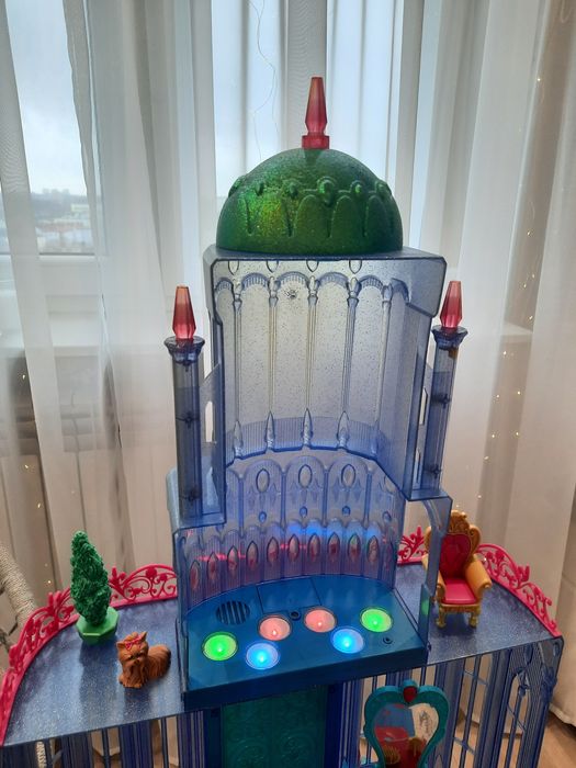 Barbie diamentowy zamek- The Diamond Castle