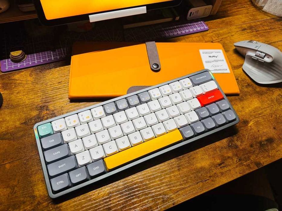 Teclado Mecânico Nuphy Air60 + Capa