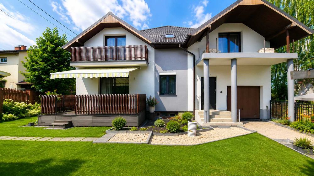 SOSNOWIEC ŚRODULA | Dom 204 m² | Garaż | Taras | Panele słoneczne | 2 Łazienki | 1 250 000 zł