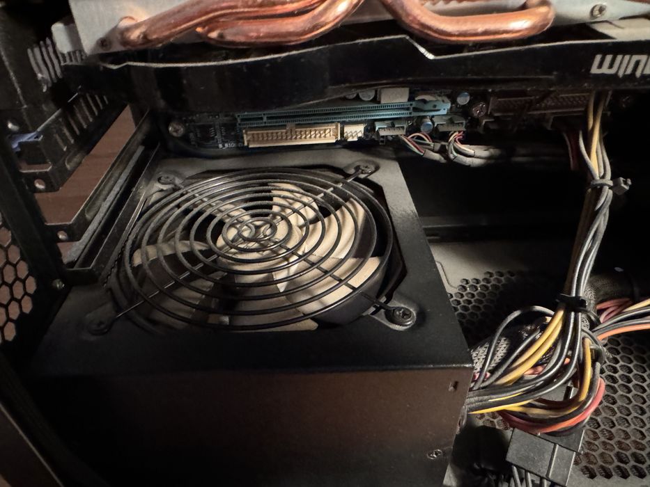 Komputer stacjonarny