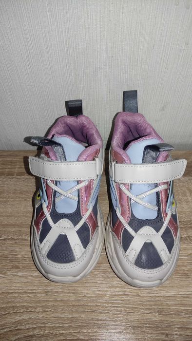 Детские кросовки 27 р