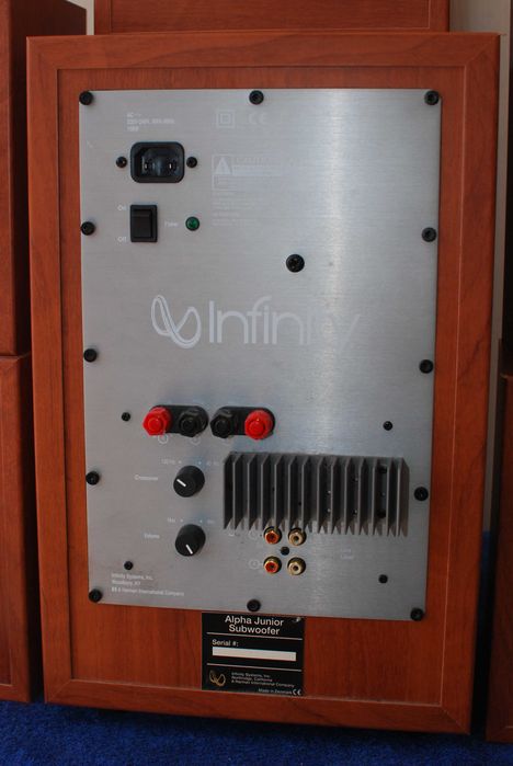 Infinity Alpha Junior subwoofer aktywny + 5 głośników satelitarnych