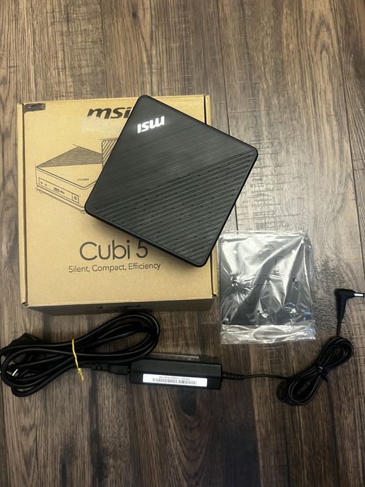 Nowy Mini PC MSI Cubi 5 10M Intel Core i5
