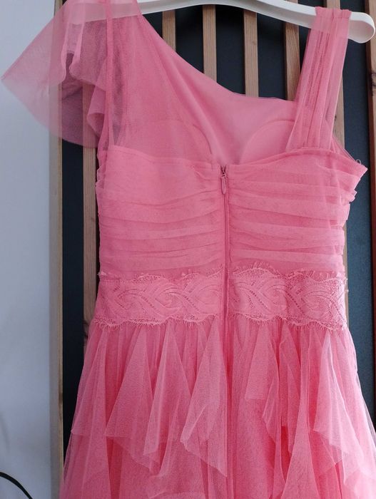 Sukienka elegancka, tiulowa S