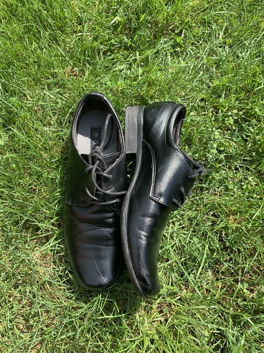 Buty „lakierki” wizytowe rozmiar 38