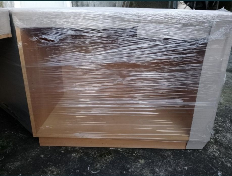 Secretárias de madeira - vários modelos e preços