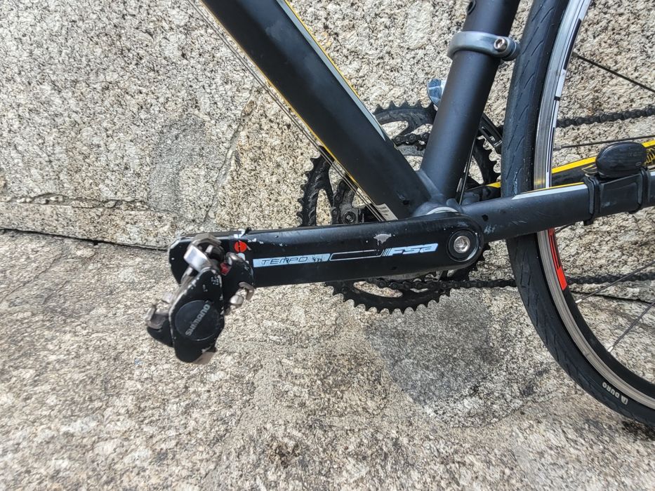 Bicicleta de Estrada GT Series 4.0 – Alumínio/Carbono – Shimano Claris