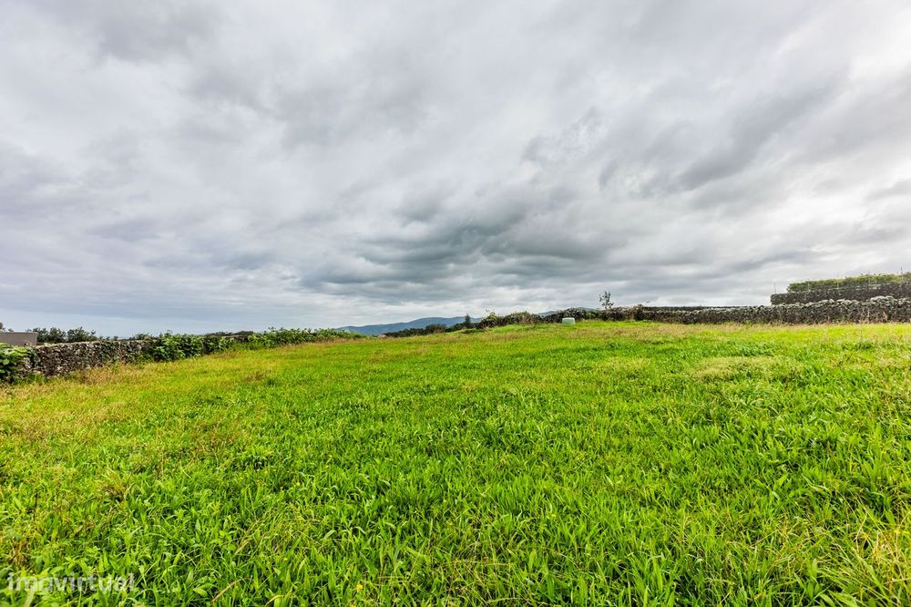 Terreno Rústico - Rabo de Peixe