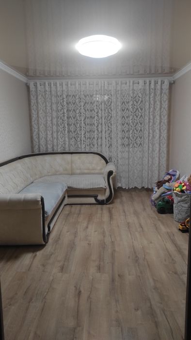 Продаю 3 кімнатну квартиру