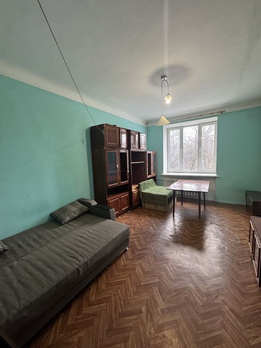 Здається 2 кк в центрі