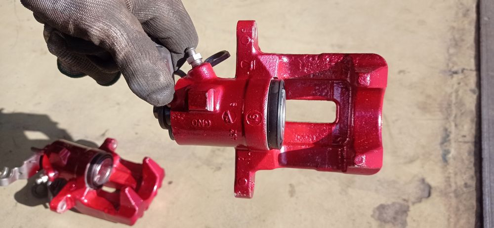 Гальмівні супорта задні Ауді а3