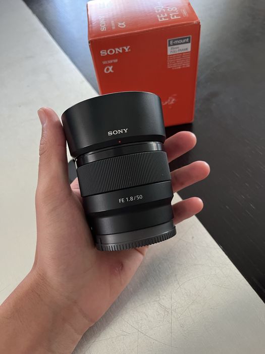 Sony 50mm 1.8 FE - como nova