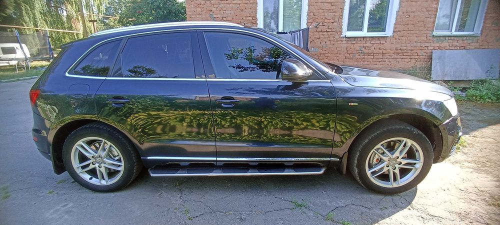 Продам ауді Q5 2014р 3.0 D