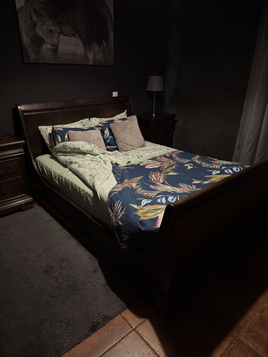 Mobilia de quarto de casal de madeira de carvalho