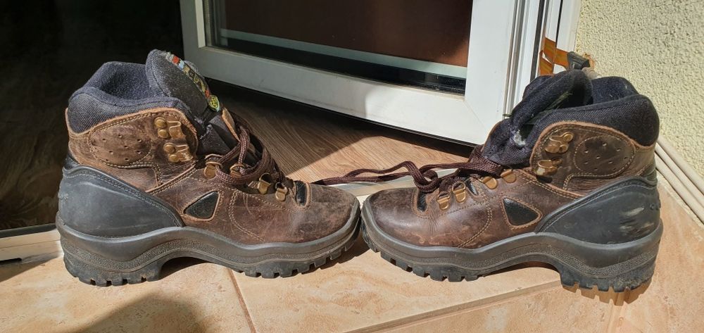 Grisport włoskie buty trekkingowe rozmiar 36 wkładka 23cm używane