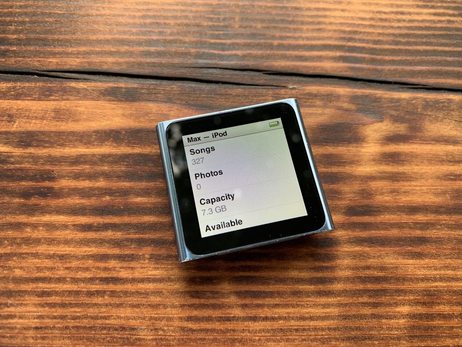Apple iPod nano 6 (8GB) Space Gray
