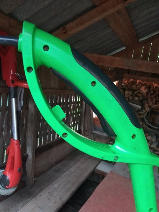 Трімер садовий  .