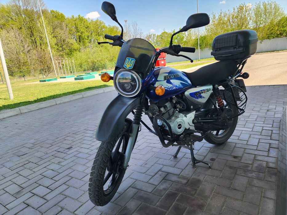 Мотоцикл Bajaj Boxer 150