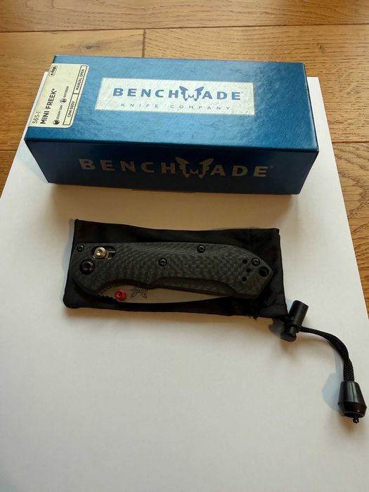 Складаний ніж Benchmade 565-1 Mini Freek, S90V, Carbon Fiber