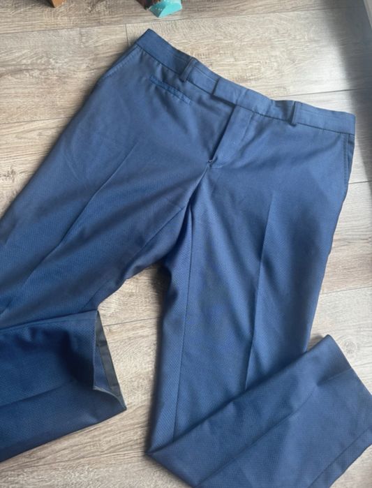 Granatowy niebieski męski garnitur Vistula