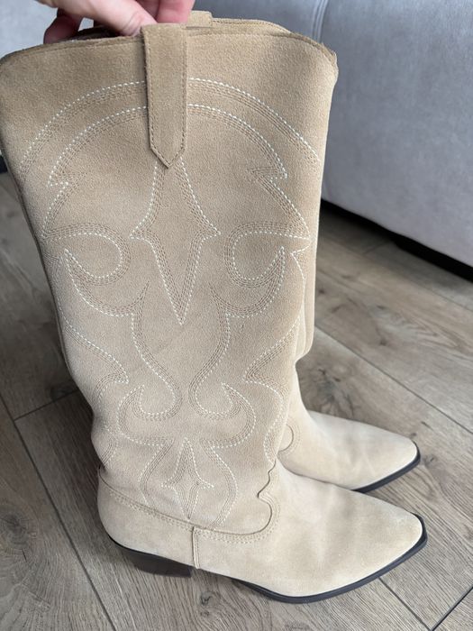 Чоботи козаки Stradivarius