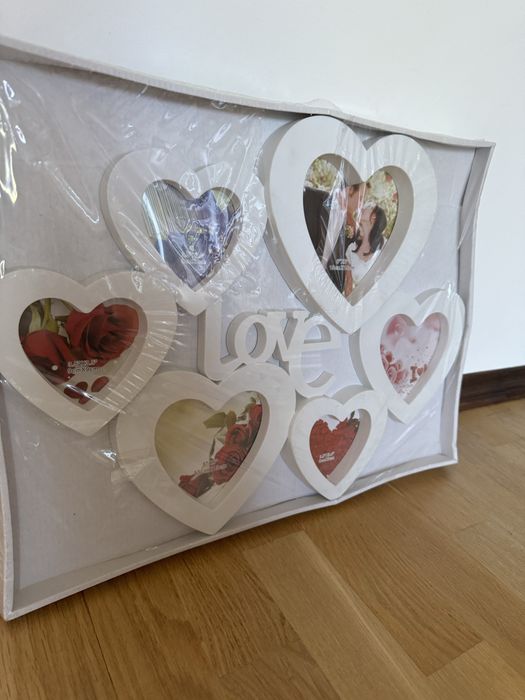 Нова Фоторамка-Колаж Пластикова настінна рамка Love 6 Hearts