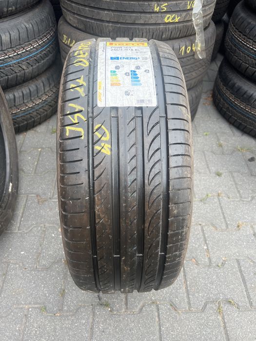 *Opona pirelli 245/45/18 pojedynka